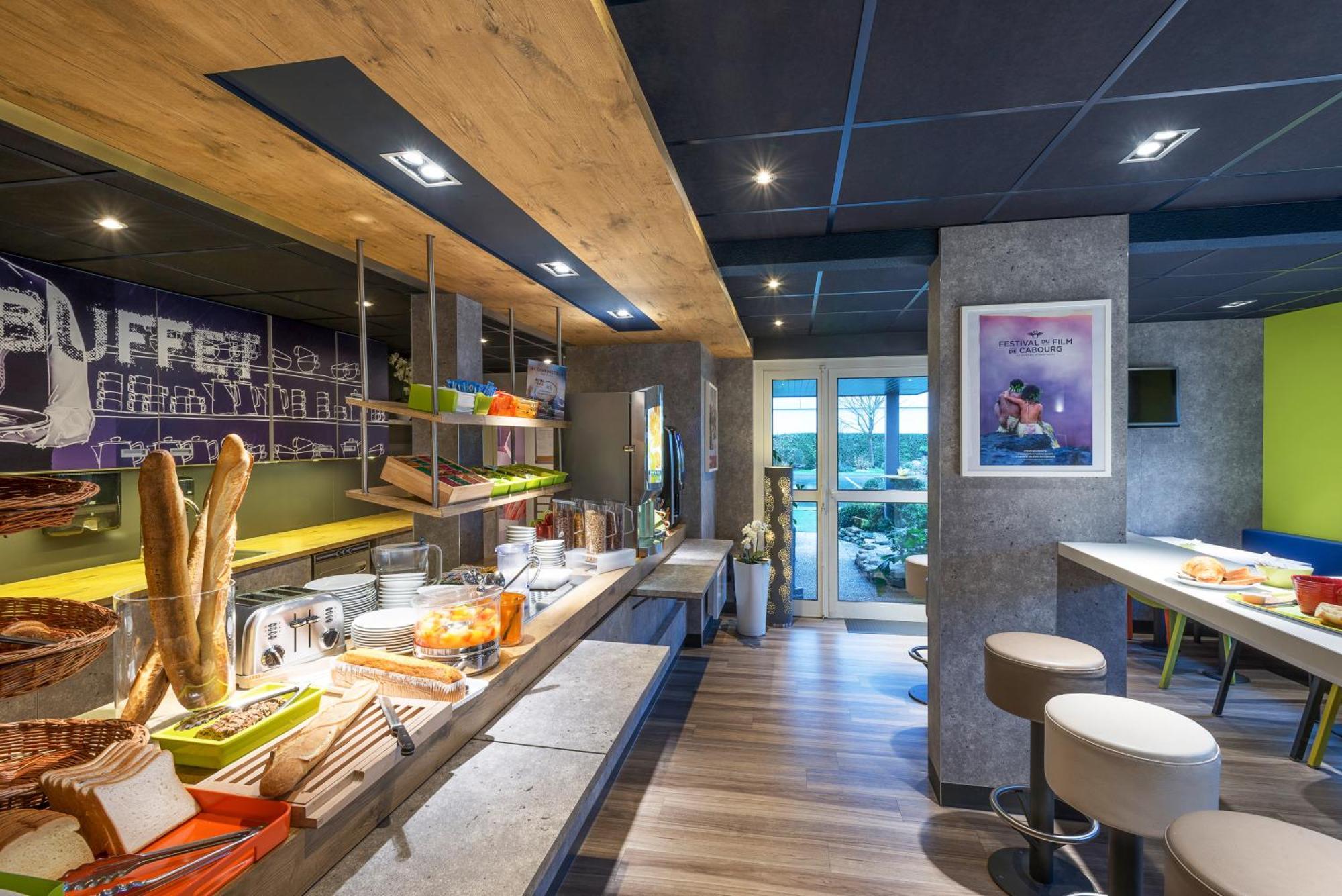Hotel Ibis Budget Dives Sur Mer