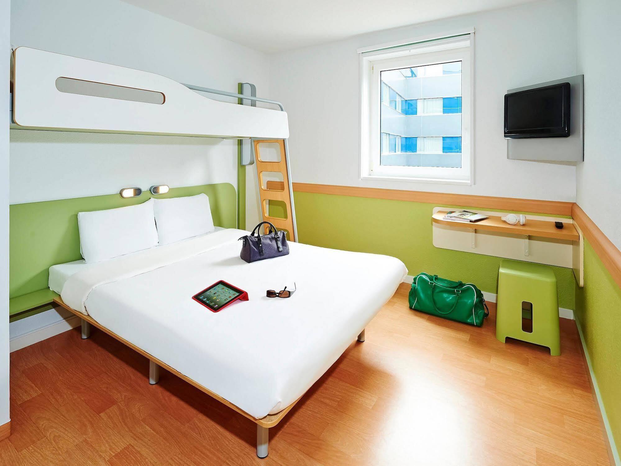 Ibis Budget Cabourg Sur Hotel 2*